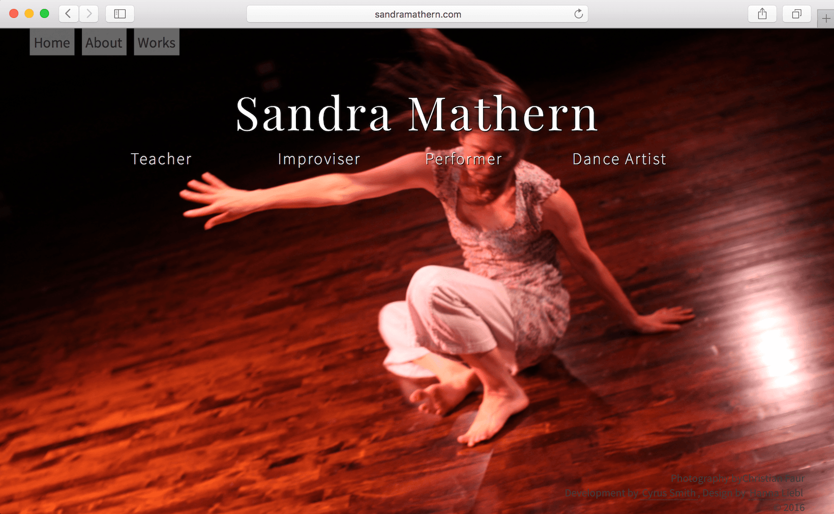 Sandra Mathern's portfolio, featuring photographs of her dance performances.